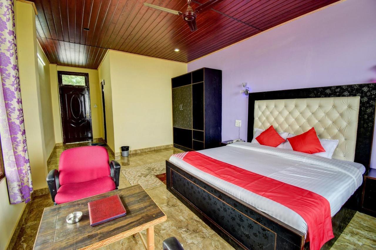 Oyo 43476 Vatika Resort Simlá Kültér fotó