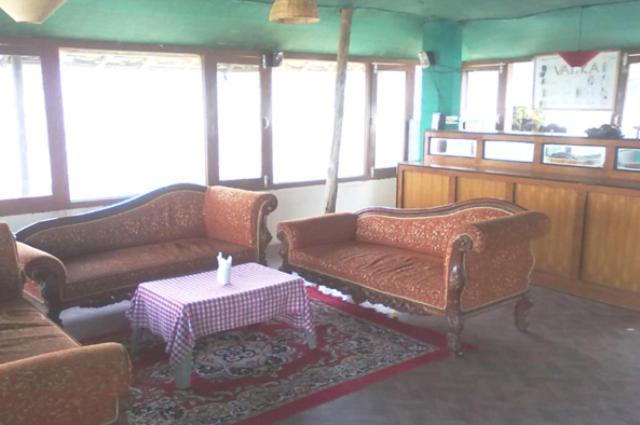 Oyo 43476 Vatika Resort Simlá Kültér fotó